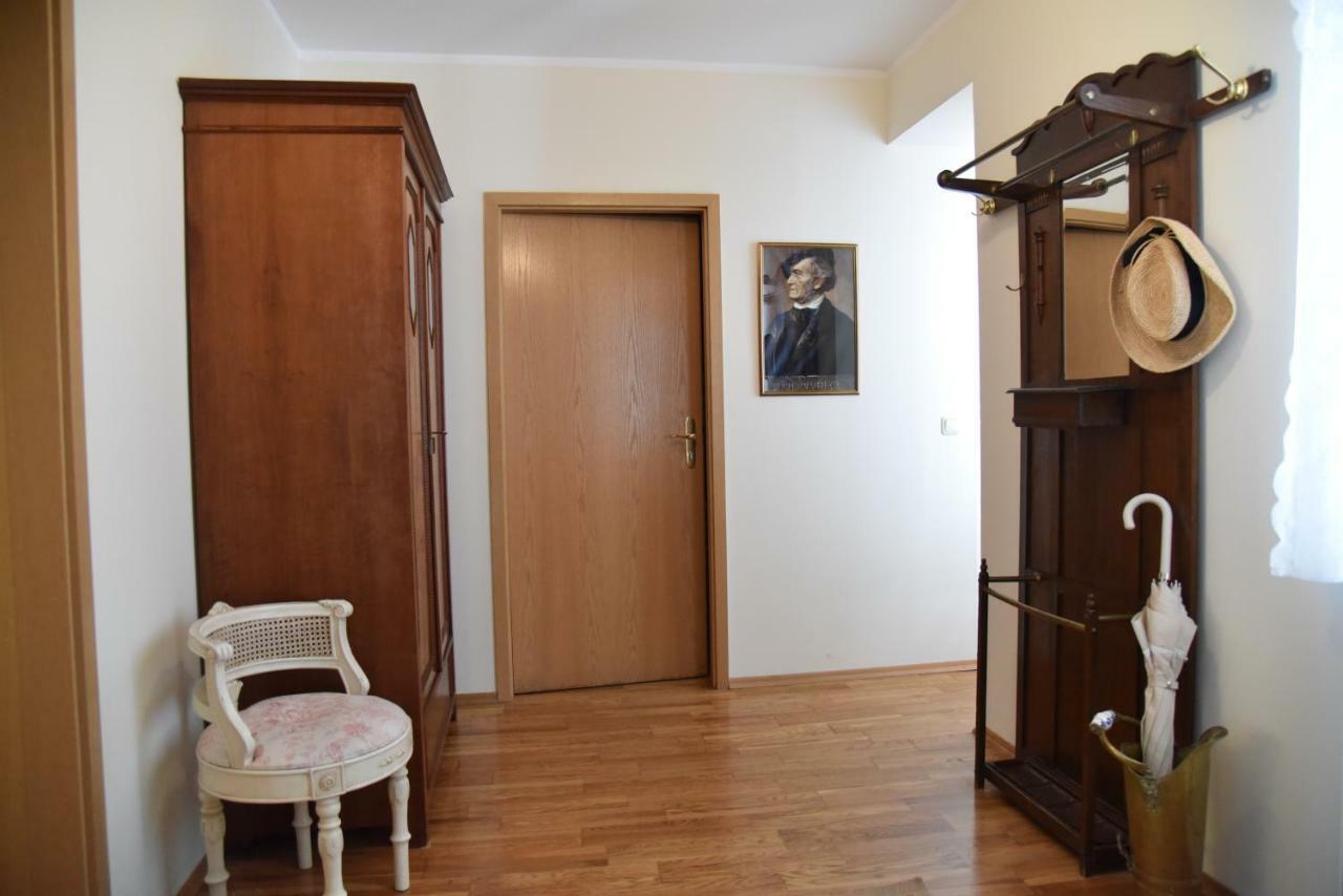 Apartment Schlafen In *